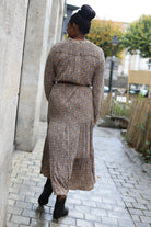 Robe longue bohème imprimée taupe col V – Beautiful Shop