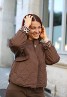 Veste Matelassée Chocolat – Douceur & Style Léopard -beautifulshop