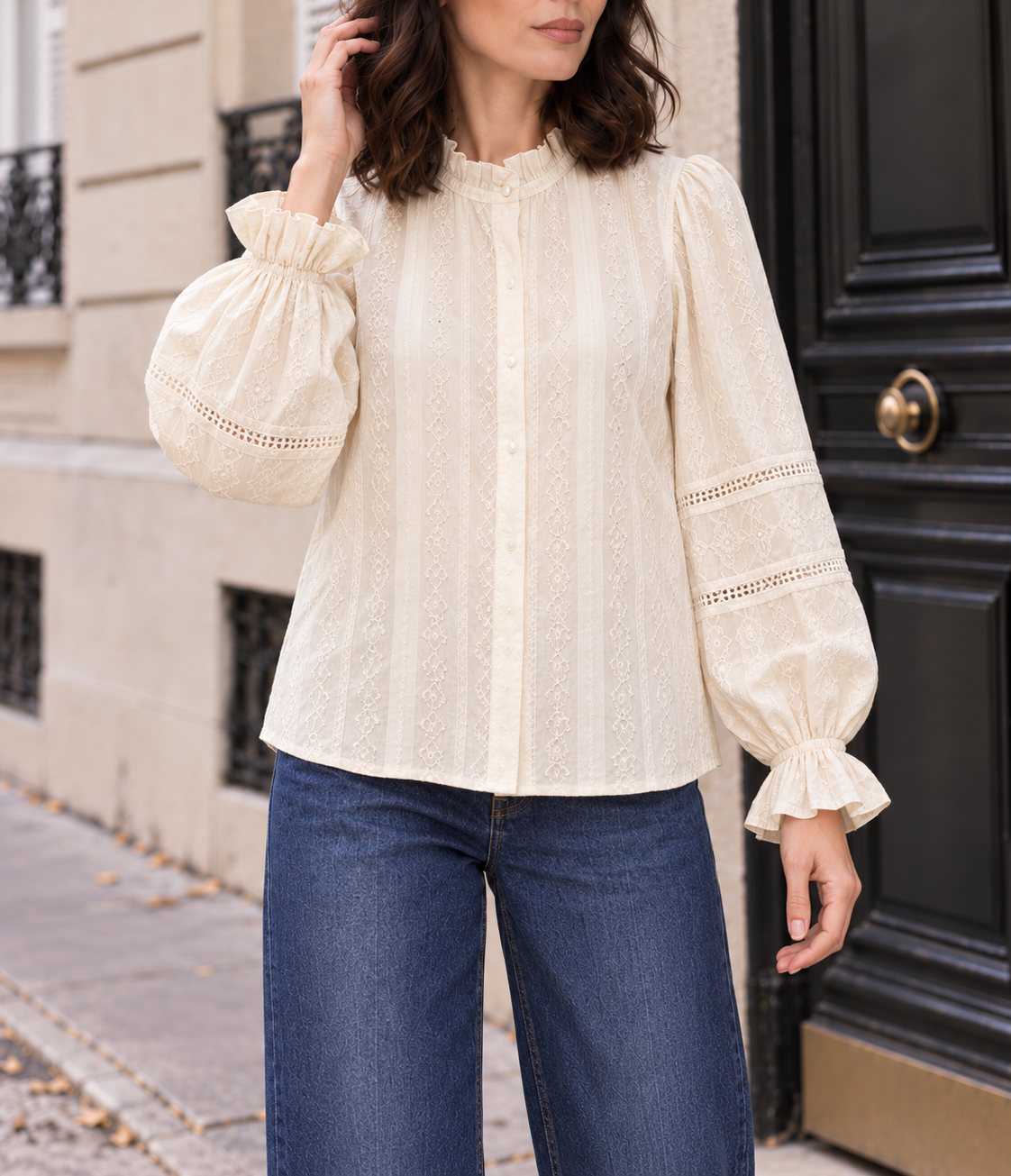 Blouse Élise en coton brodé – beige – Beautiful Shop