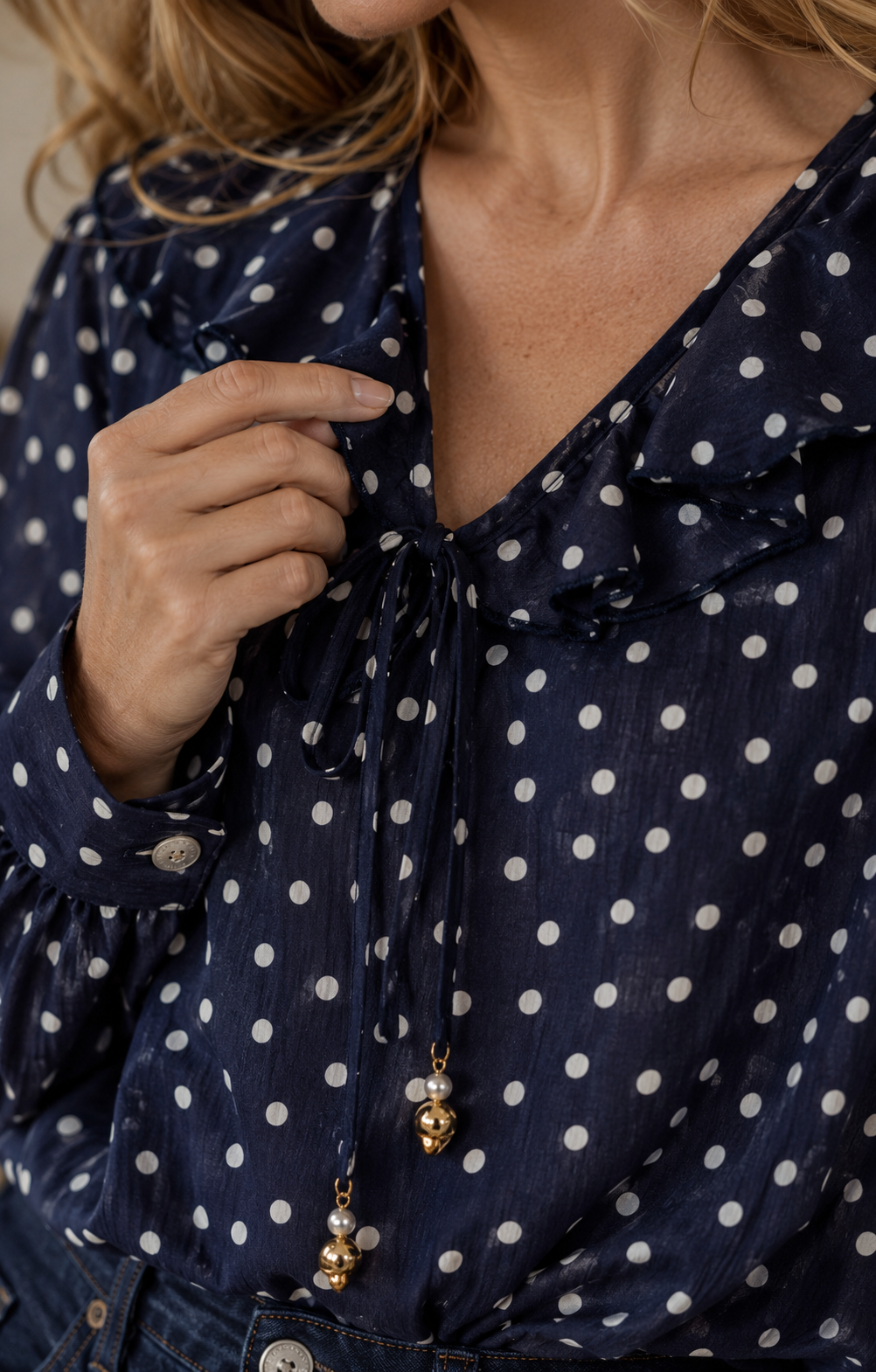 Blouse Léonie à pois – bleu marine – Beautiful Shop