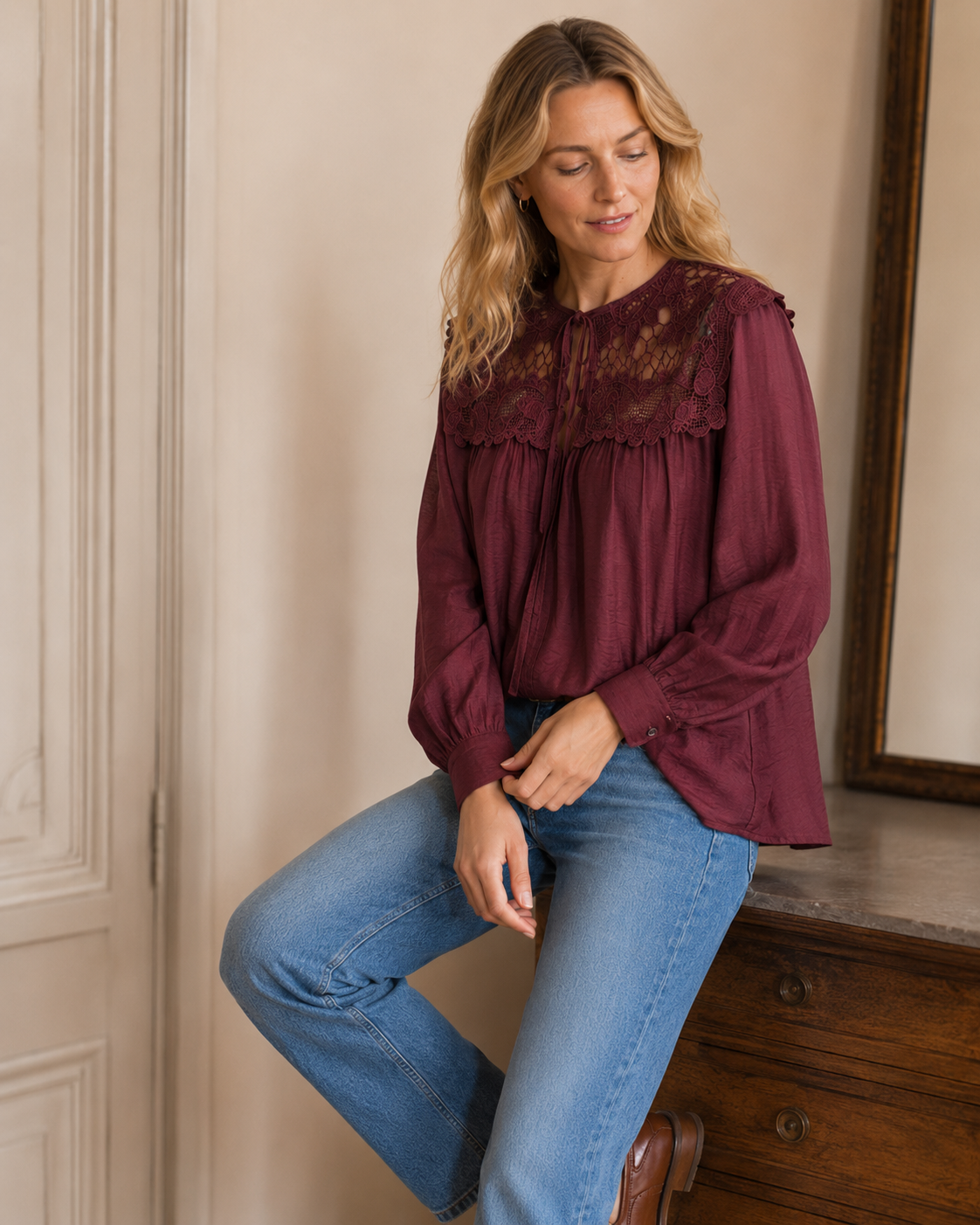 Blouse Romane en dentelle – rouge bordeaux – Beautiful Shop
