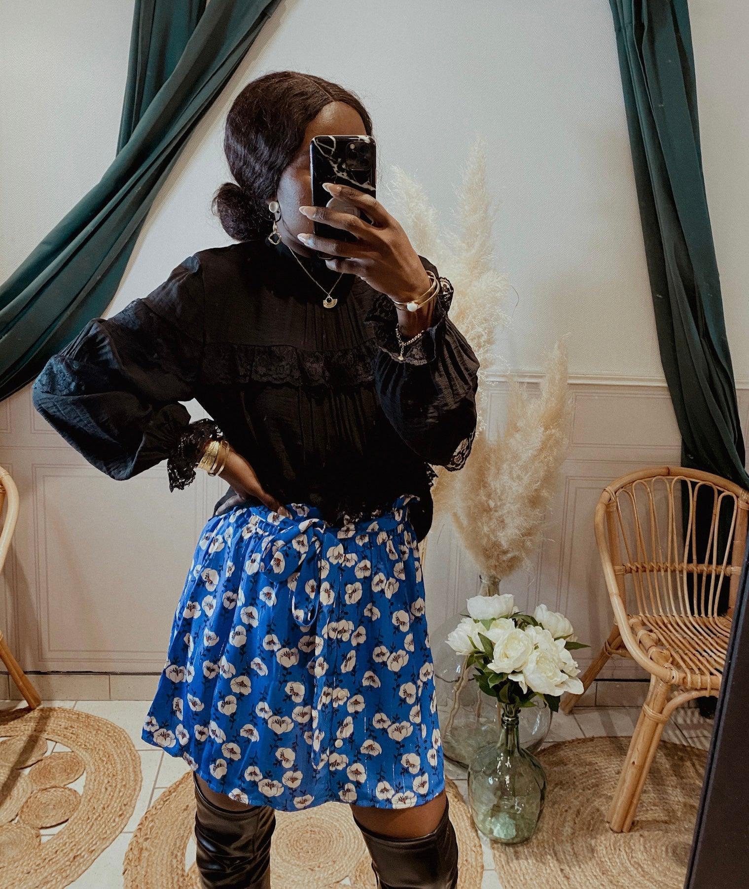 Blouse volantée noire avec détails en dentelle - Beautiful Shop - beautifulshop