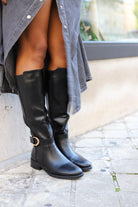 Bottes cavalières noires en similicuir à boucle – Beautiful Shop