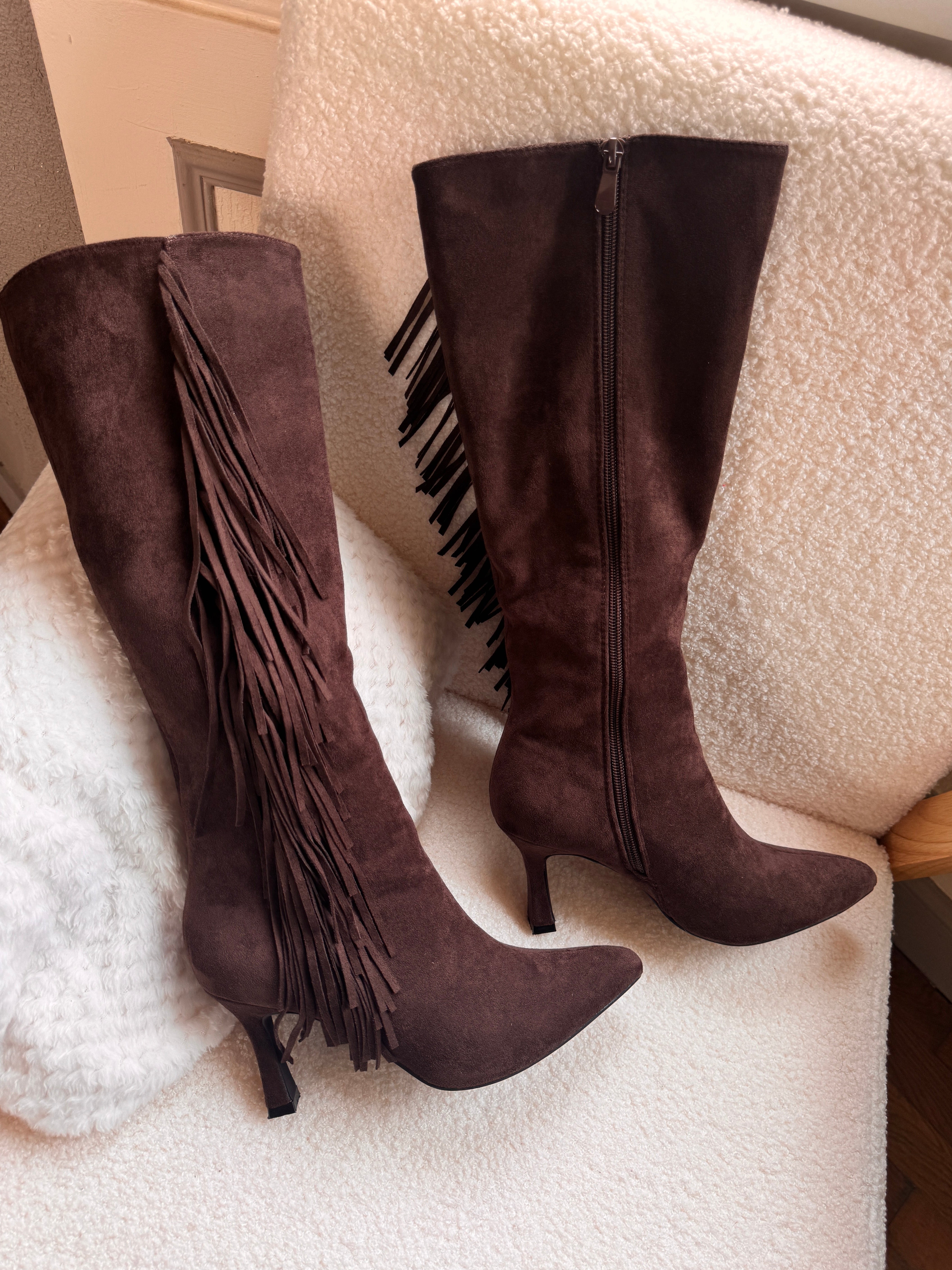 Bottes chocolat à franges – Beautiful Shop