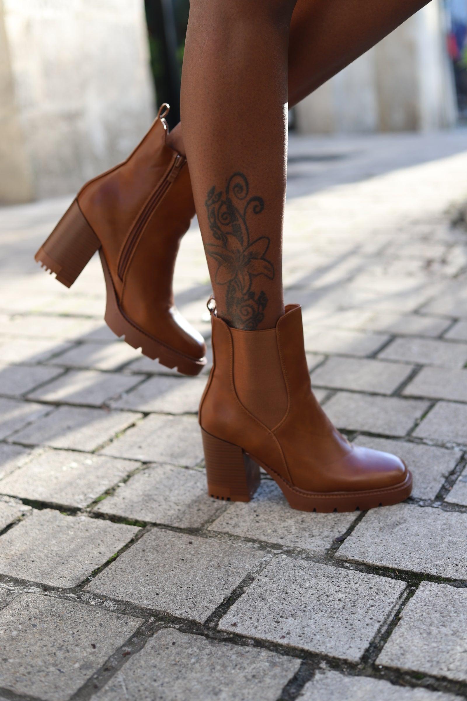 Bottines camel à talon de 7,5 cm – Beautiful Shop