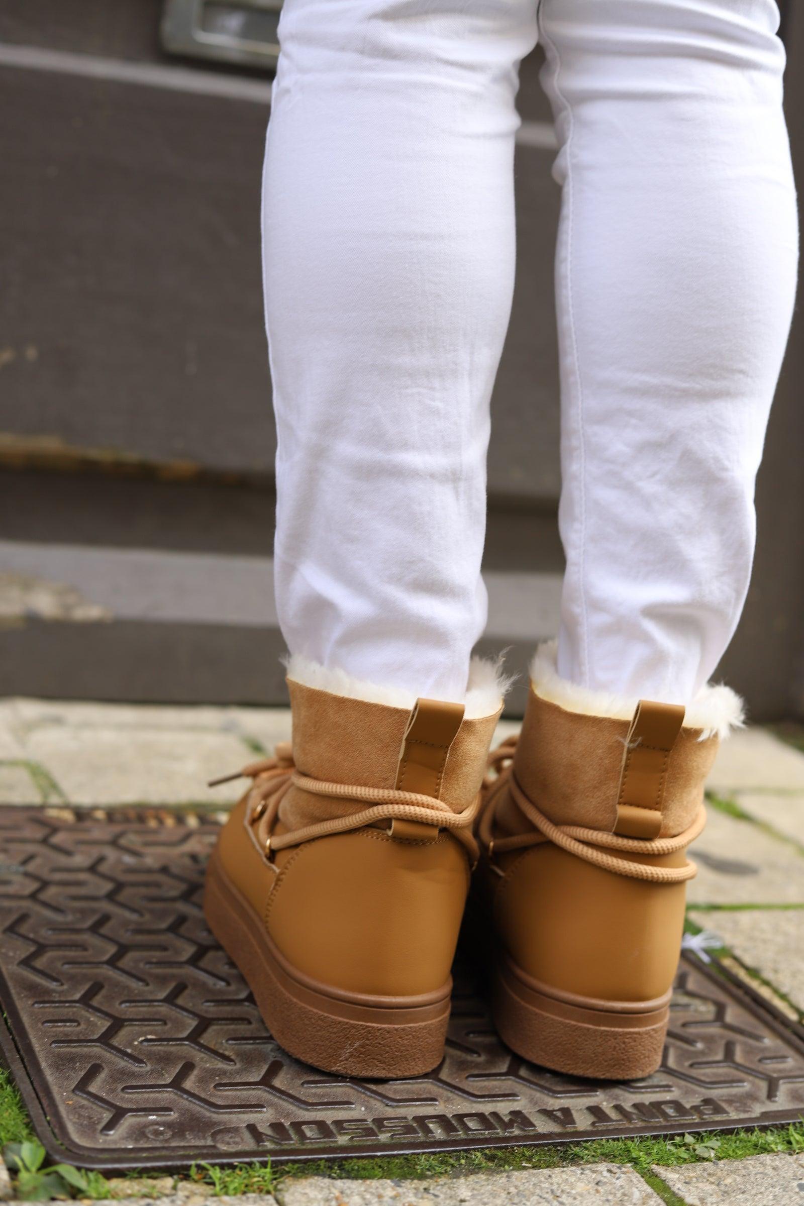 Bottines montantes camel à doublure synthétique – Beautiful Shop