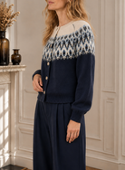 Gilet Astrid imprimé jacquard – bleu marine – Beautiful Shop