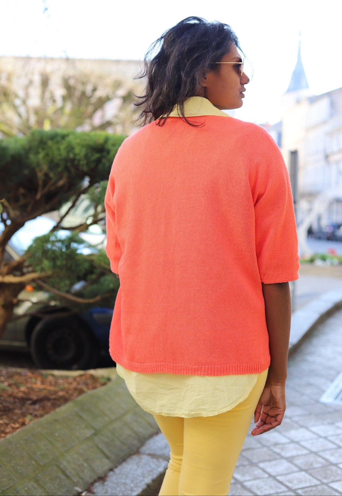 Gilet orange en maille à manches courtes – Beautiful Shop