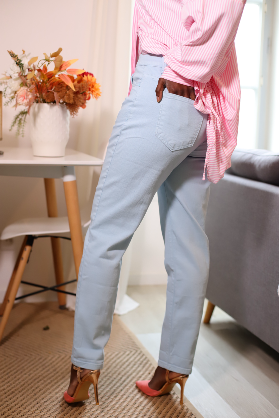 Jean mom bleu ciel à taille haute – Beautiful Shop