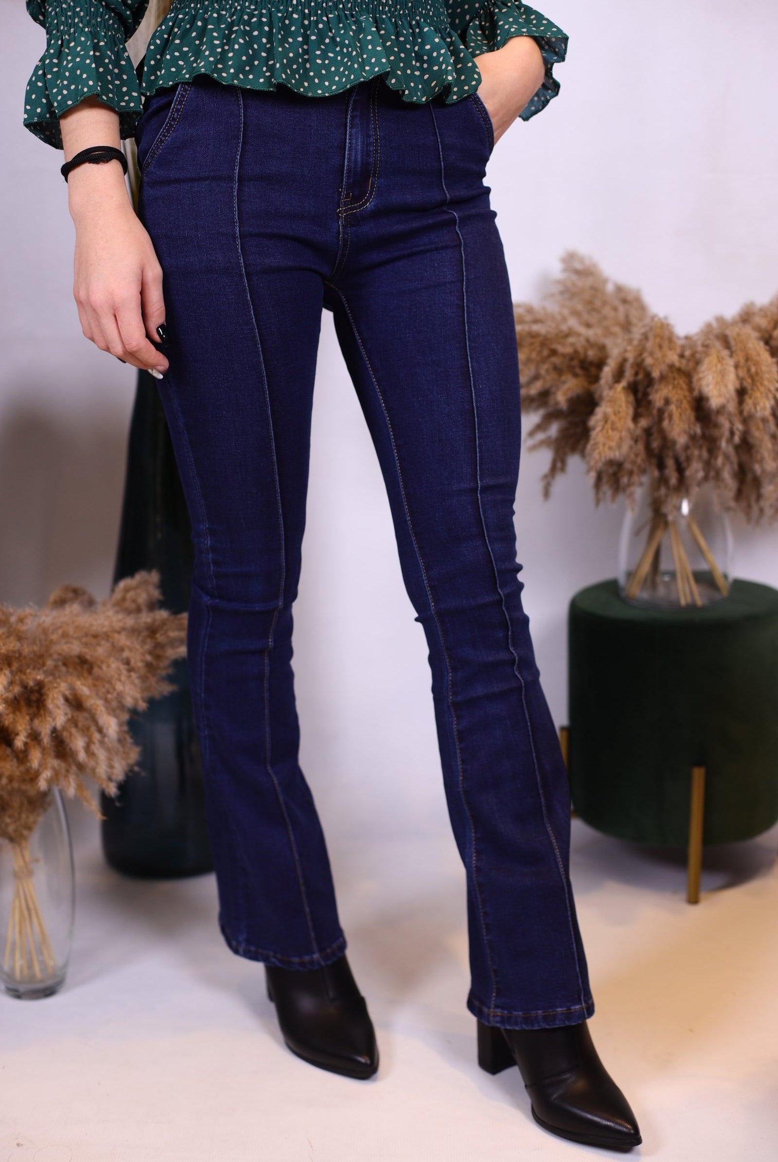 Jeans patte d'éléphant bleu foncé - beautifulshop