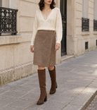 Jupe portefeuille Albane en suédine – taupe – Beautiful Shop
