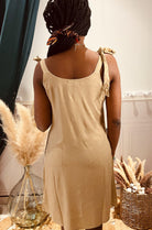 Petite robe fluide beige - beautifulshop