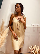 Petite robe fluide beige - beautifulshop