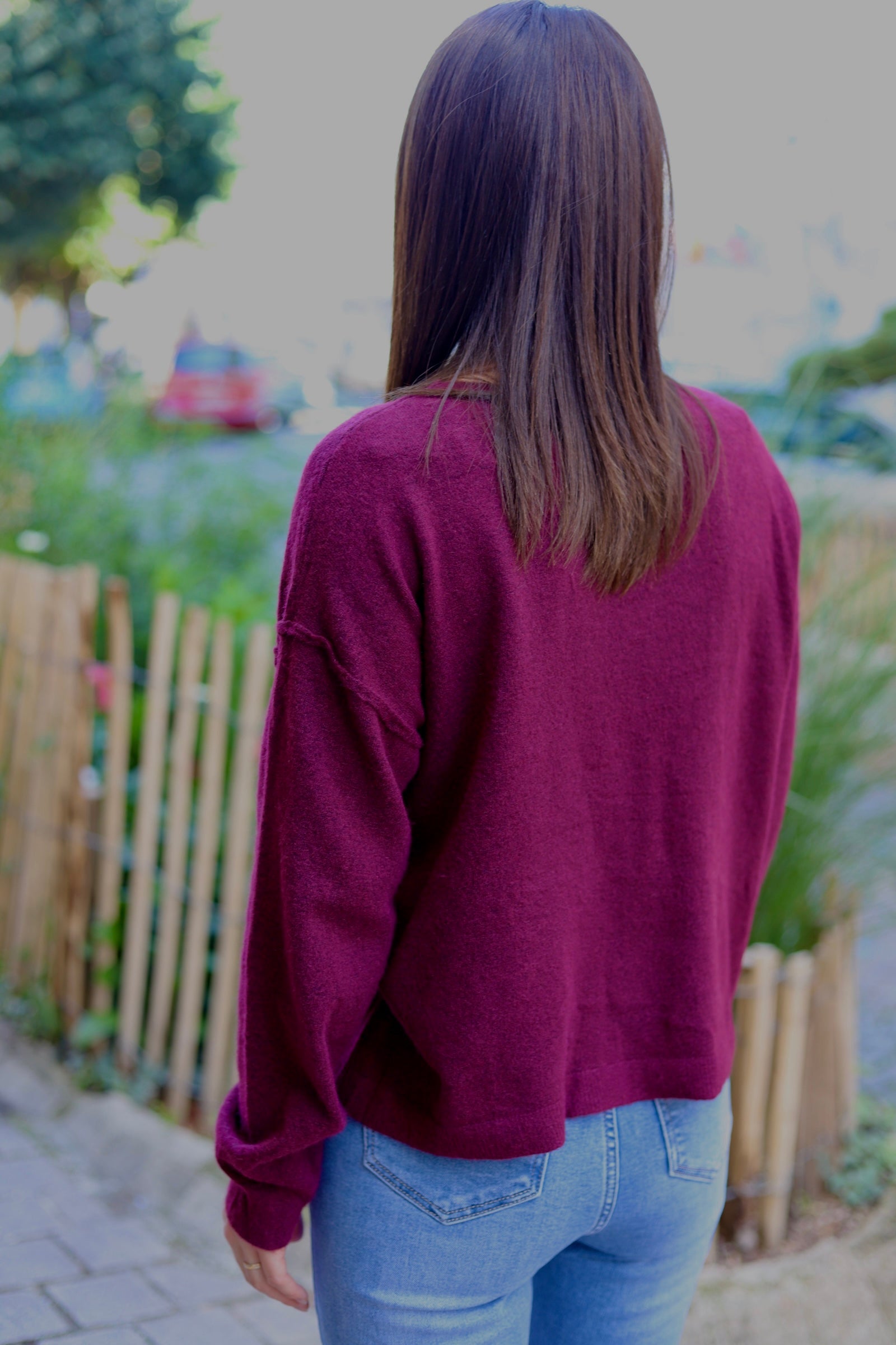 Pull bordeaux à col rond – Beautiful Shop