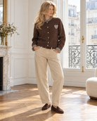 Pull boutonné Romy à détails carreaux – marron – Beautiful Shop