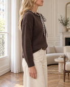 Pull Clémence chocolat à nœud léopard – Beautiful Shop
