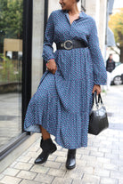 Robe chemise longue bleue à imprimé fleuri – Beautiful Shop
