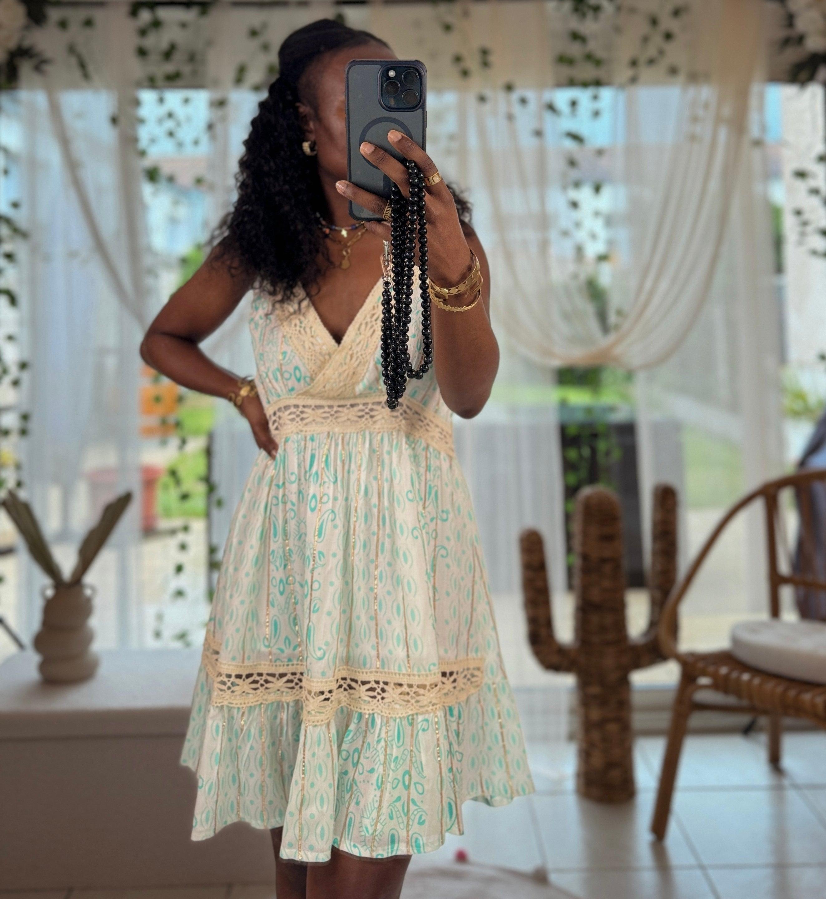 Robe Courte à Fines Bretelles - beautifulshop