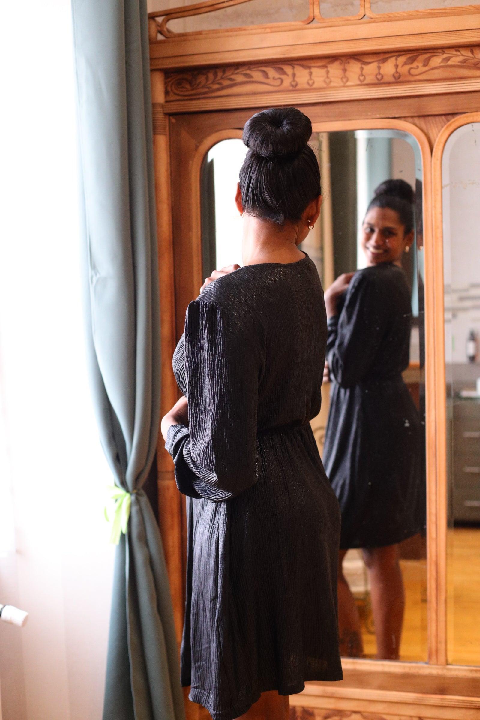 Robe Courte Noire à Manches Longues - beautifulshop