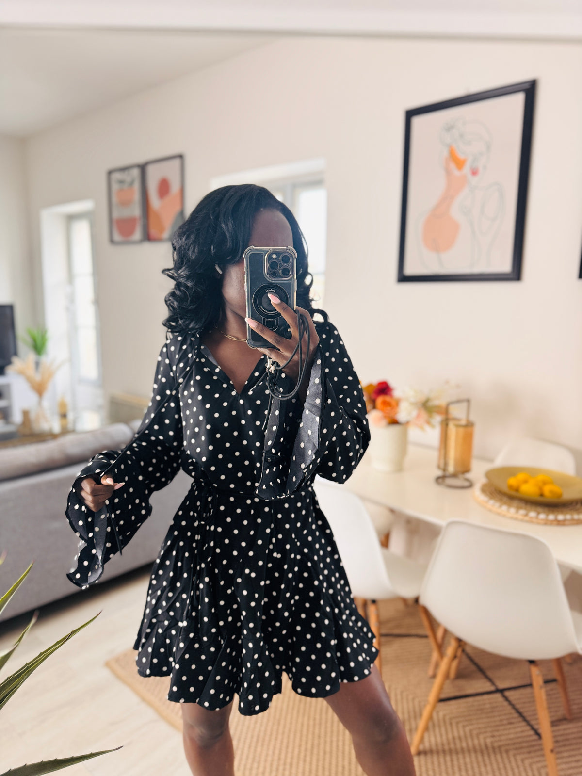 Robe courte noire à pois blancs et ceinture – Beautiful Shop