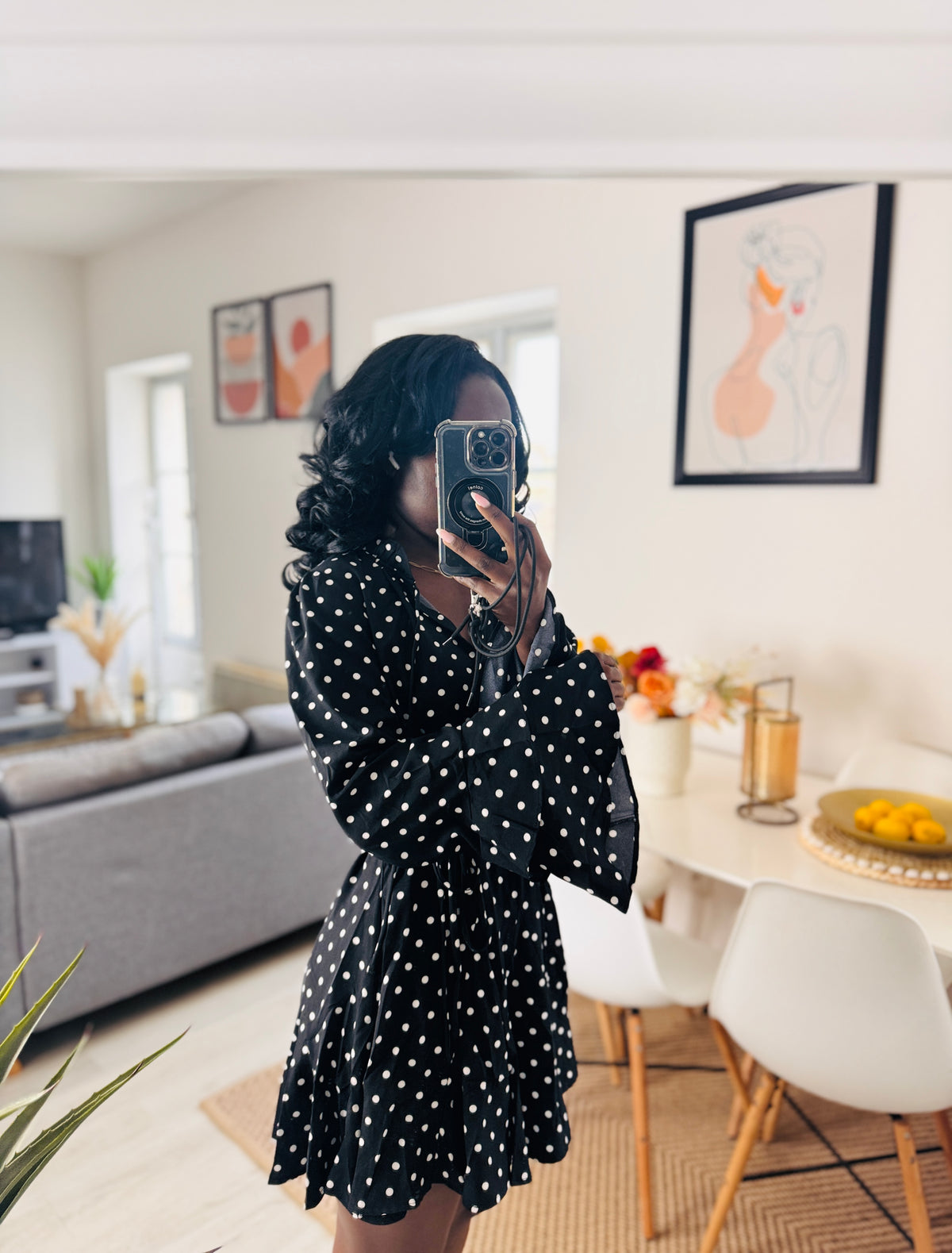 Robe courte noire à pois blancs et ceinture – Beautiful Shop