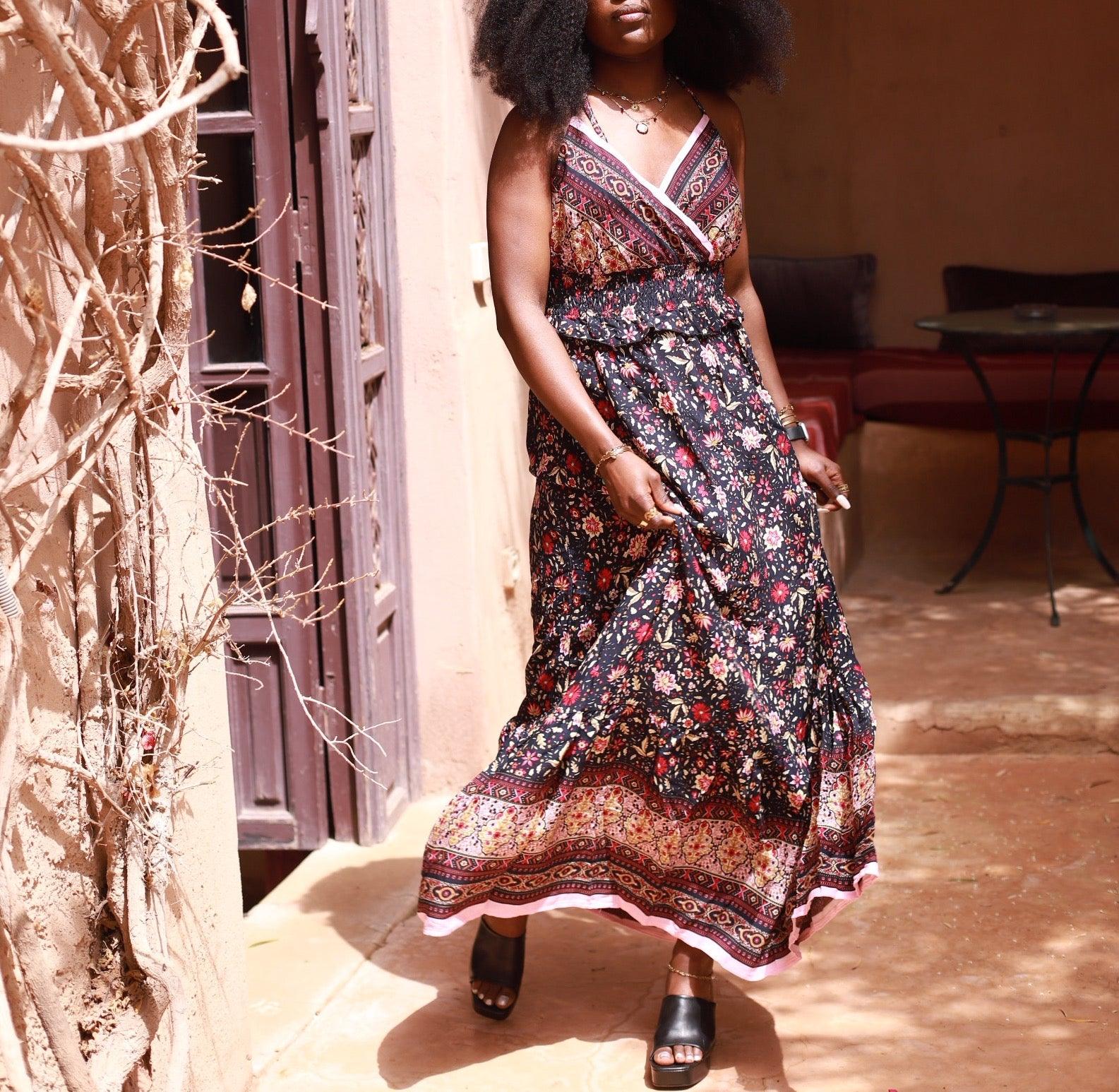 Robe longue dos nu imprimée noire - beautifulshop