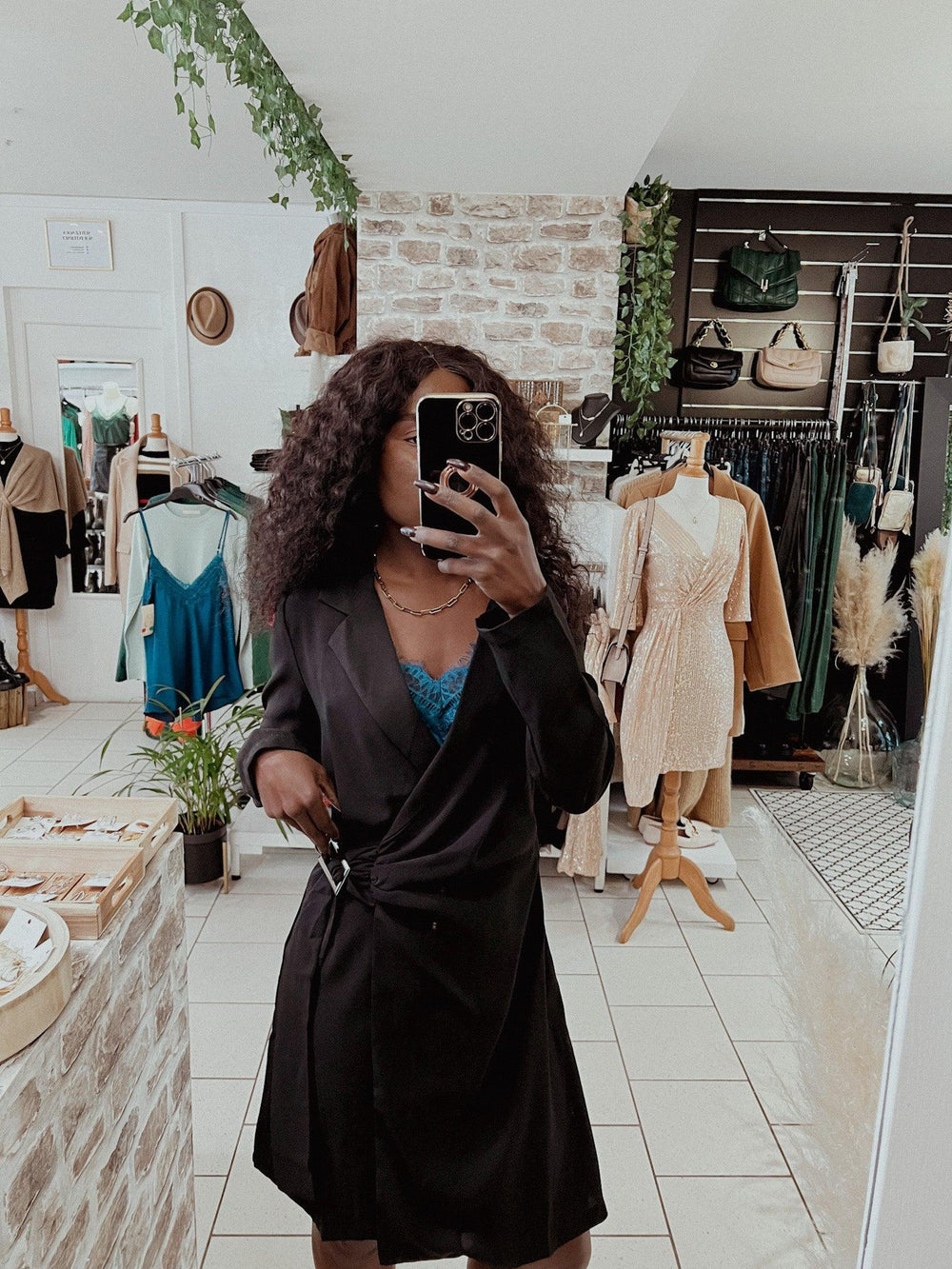 Robe noire cache coeur - beautifulshop