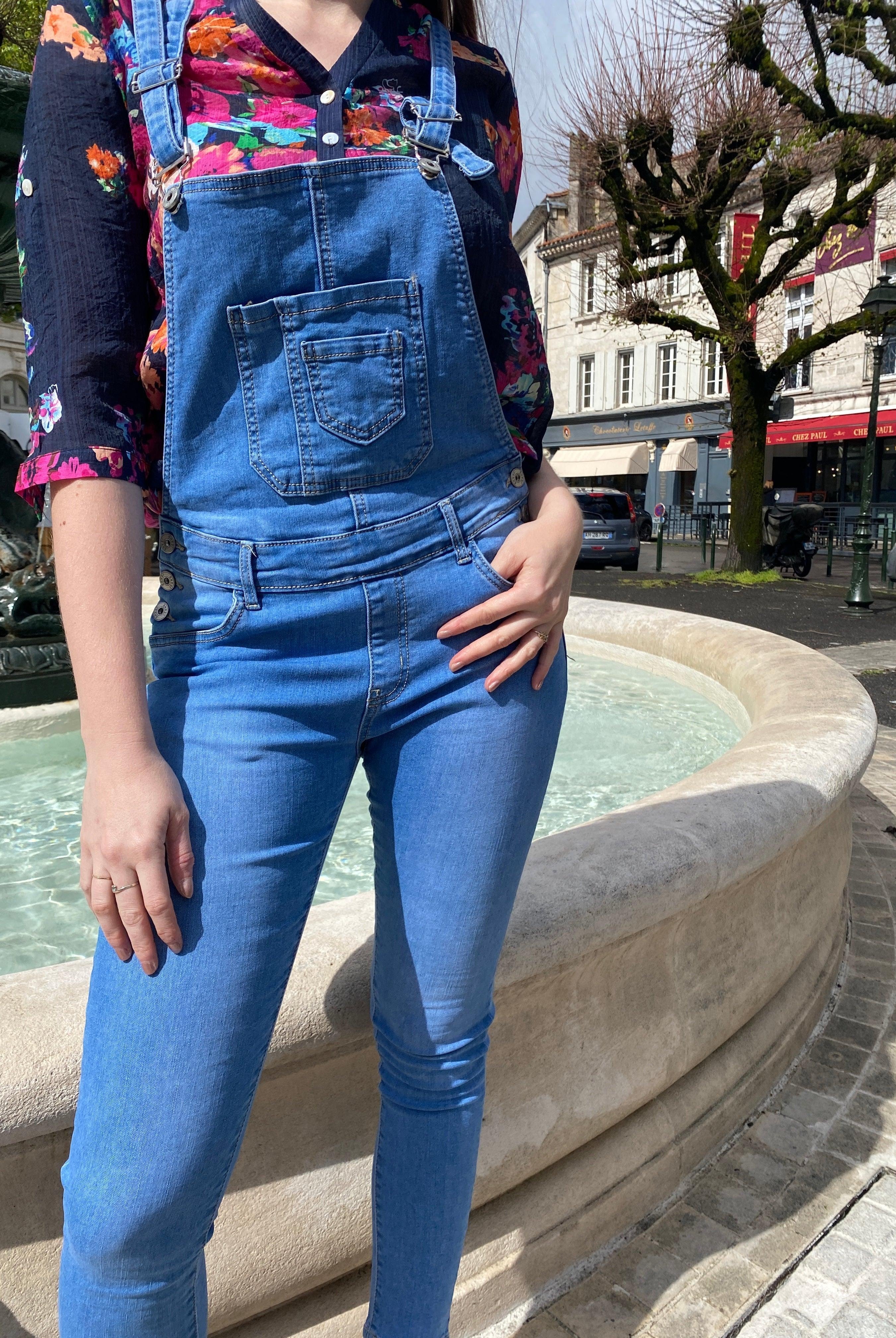 Salopette en jeans bleu slim chic et tendance pour femme - beautifulshop