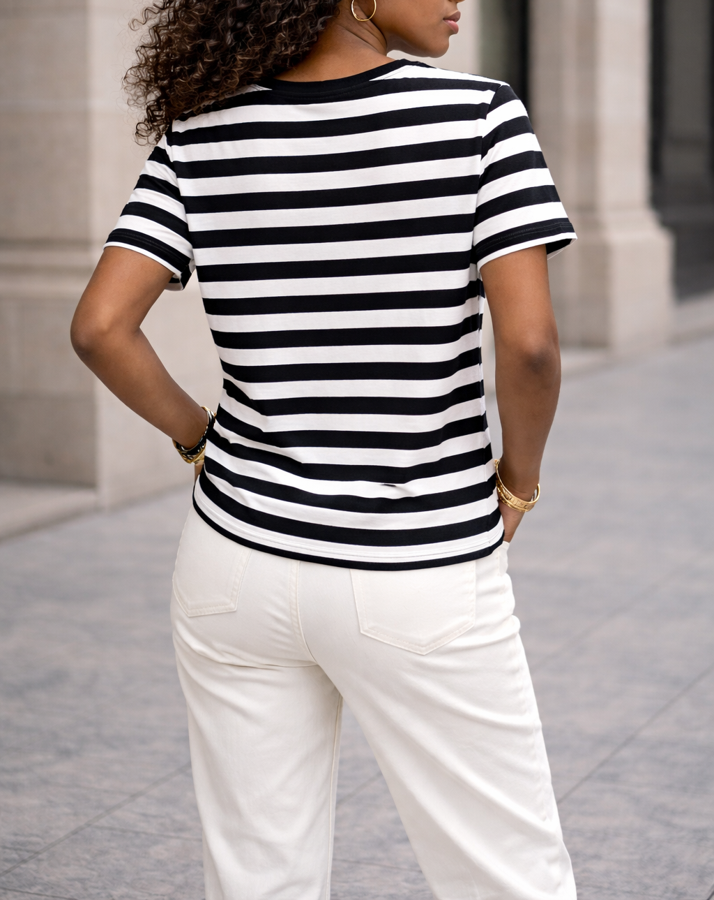 t-shirt marinière femme noir et blanc à manches courtes