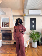 Veste courte bordeaux effet suédine – Beautiful Shop