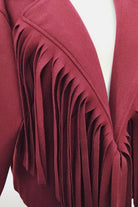 veste à franges femme, veste western bordeaux, veste oversize bohème, veste rouge franges tendance, veste style cowgirl, veste automne femme
