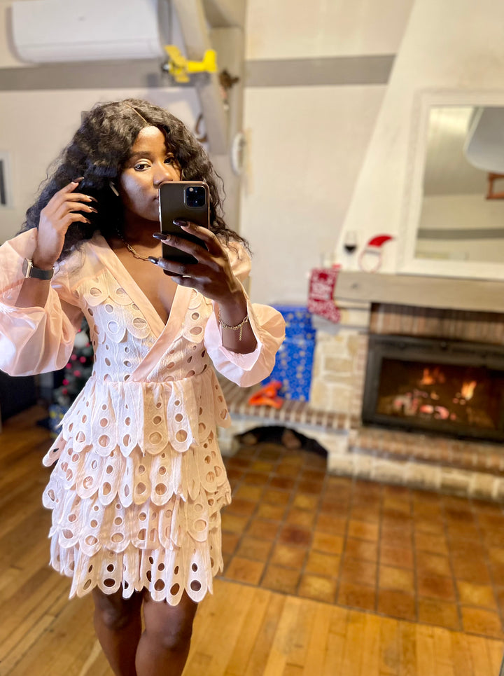 Robe courte en dentelle rose - beautiful shop