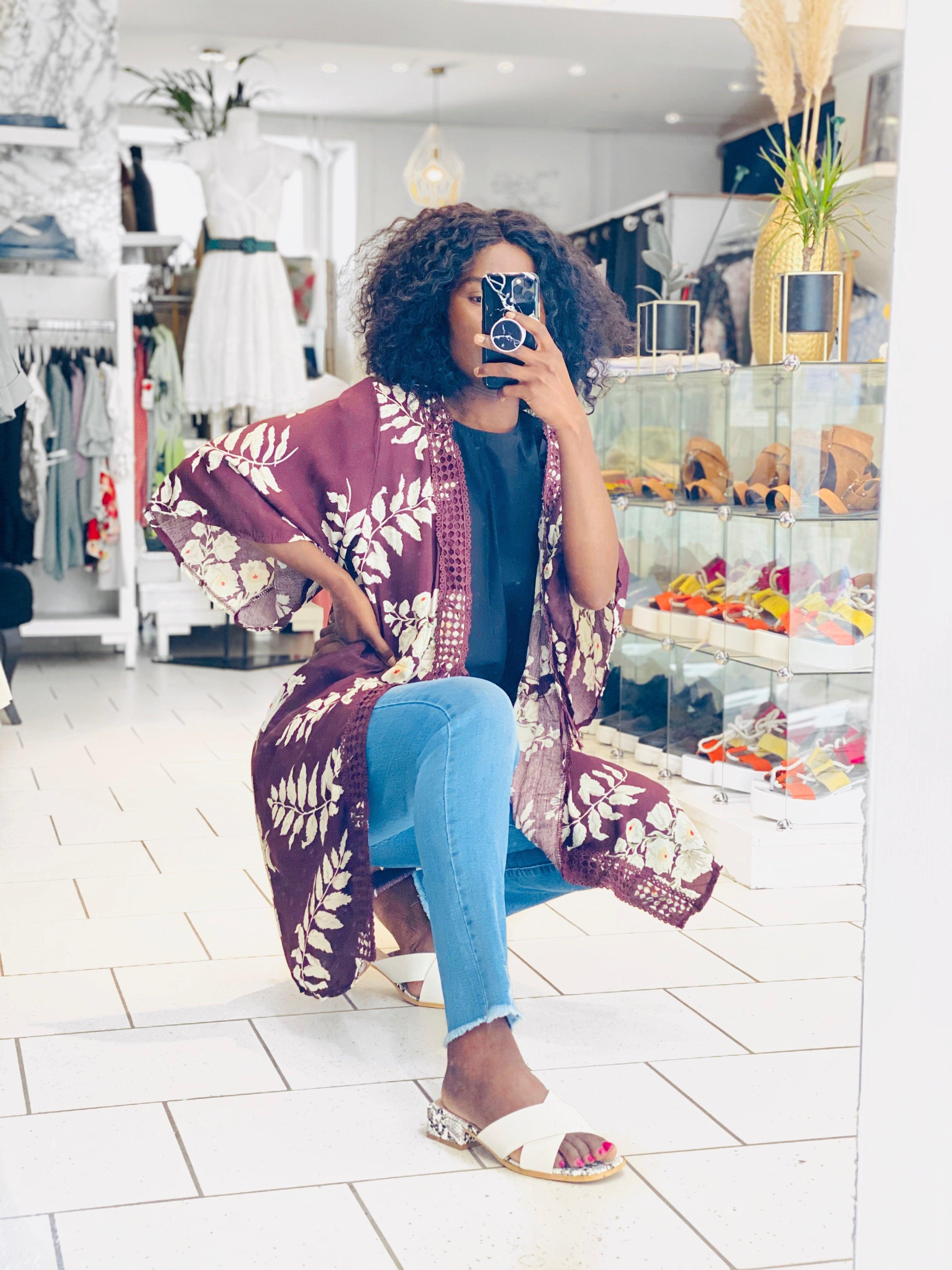 Gilet fleurie blanc et blanc - beautifulshop